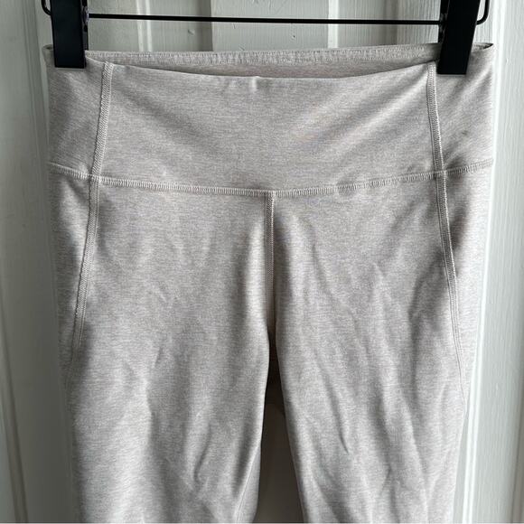 Outdoor Voices Warmup Leggings Oatmeal - Picture 3 of 7